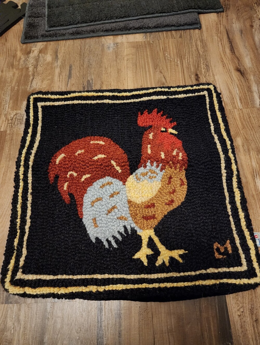 Chandler 4 Corners Rooster wool hooked pillow